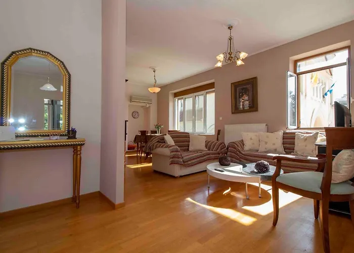 Laconian Collection # Areti's House # Sparte