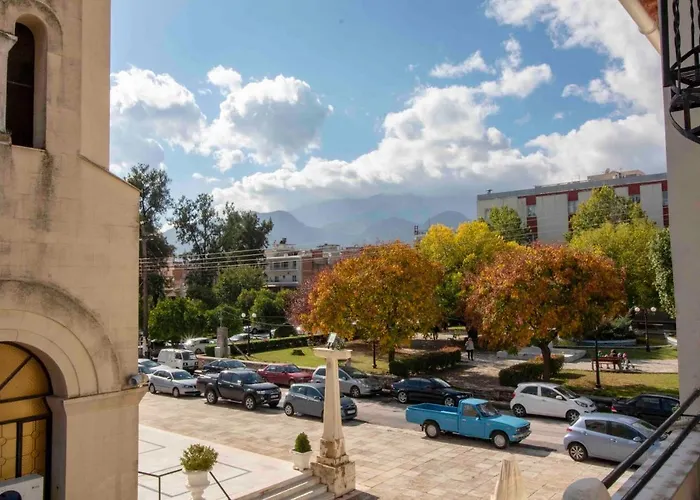 Laconian Collection # Areti's House # Daire Sparta