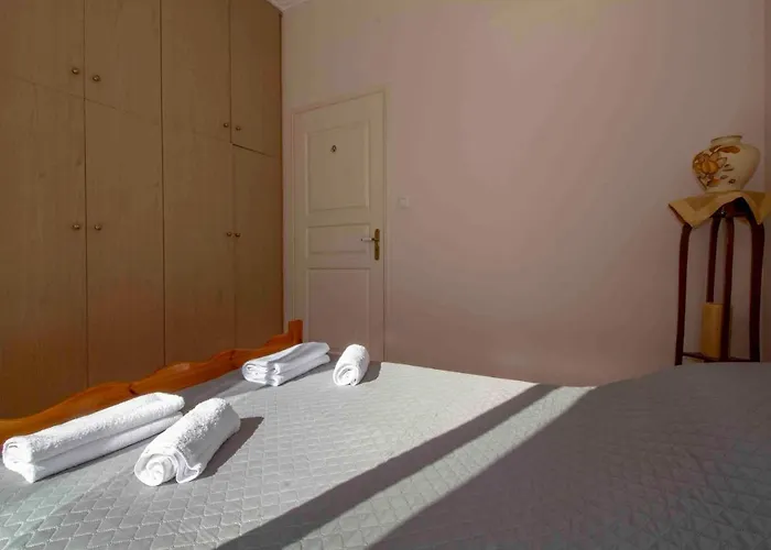 Laconian Collection # Areti's House # Apartamento